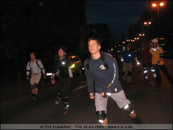 tns-26-04-05-050.jpg