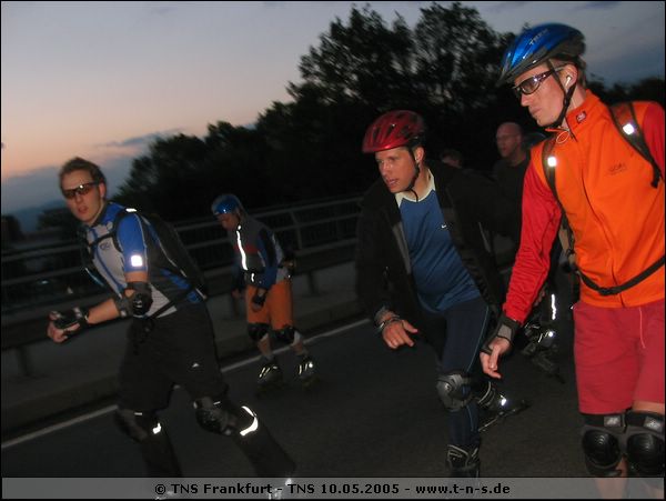 tns-10-05-05-090.jpg