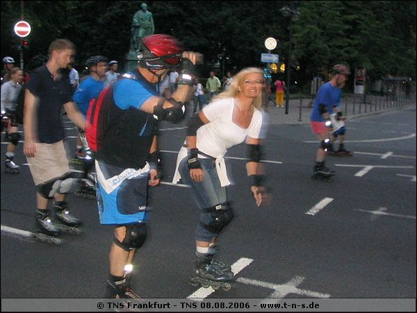 tns-08-08-06-093.jpg