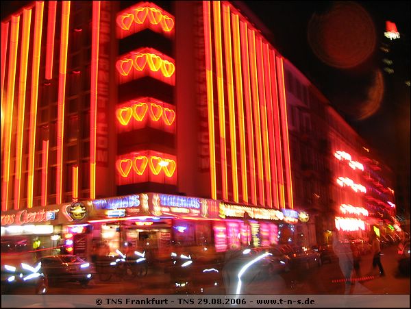 tns-29-08-06-052.jpg