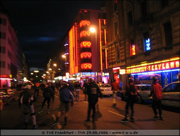 tns-29-08-06-056.jpg