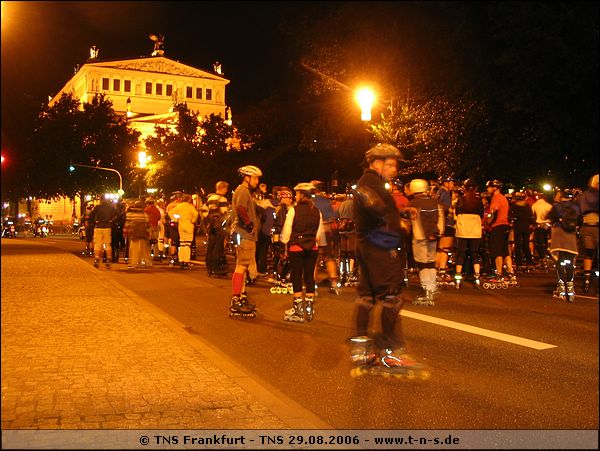 tns-29-08-06-094.jpg