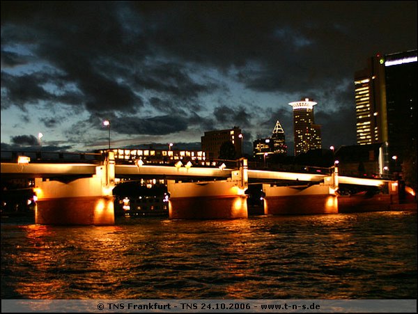 tns-24-10-06-010.jpg