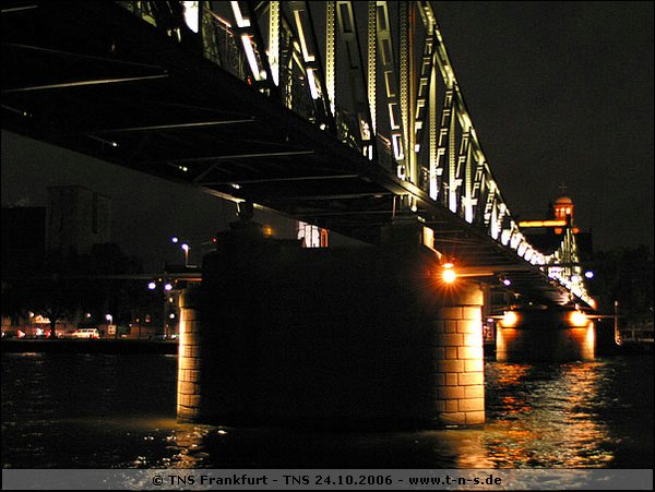 tns-24-10-06-012.jpg