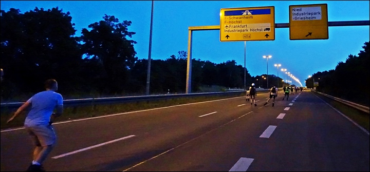 ... raus aus der City - Schwanheim :-) - Foto Simon Reichel 2025